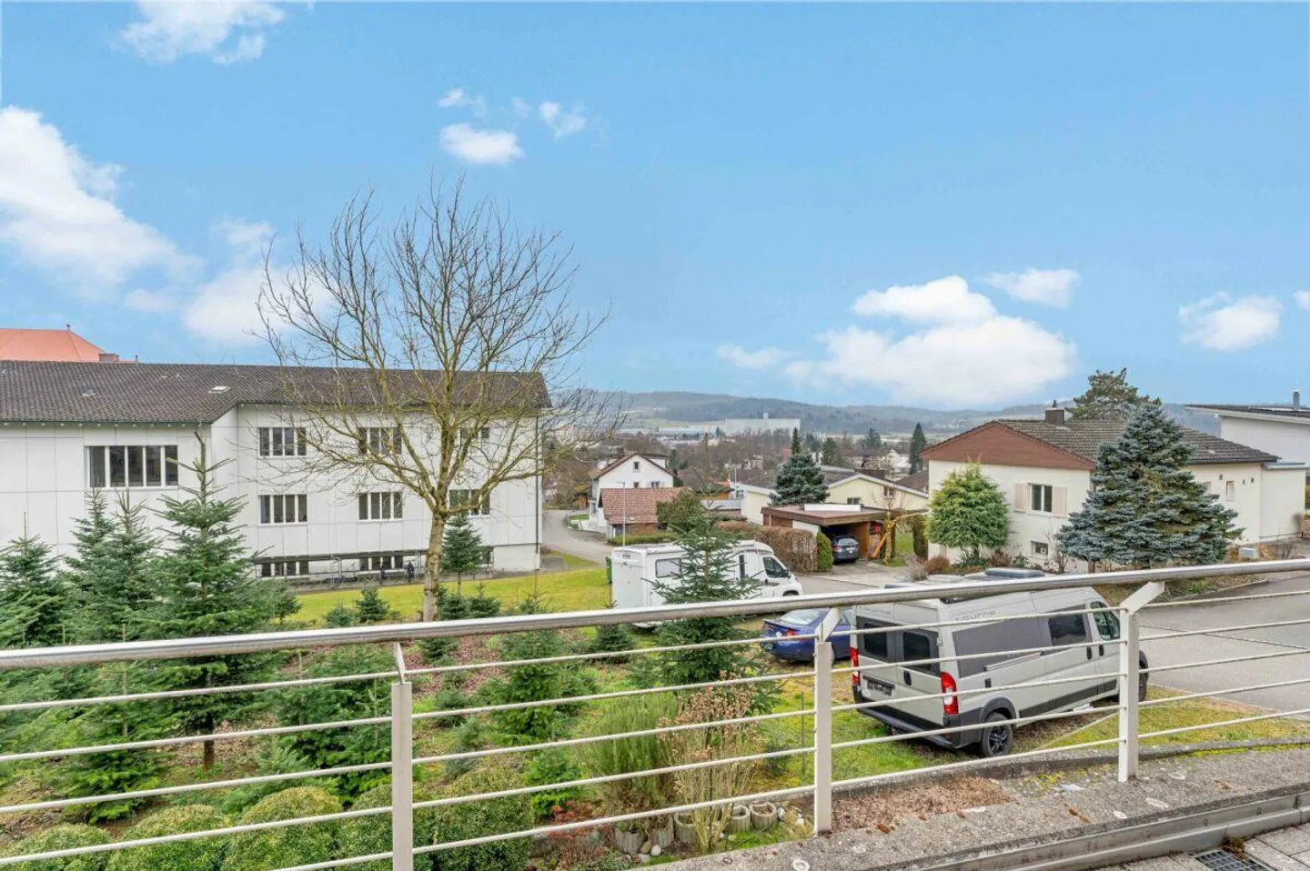 Detached 6.5-room house with integrated granny flat in a wonderful panoramic location! - Photo 3 of 23