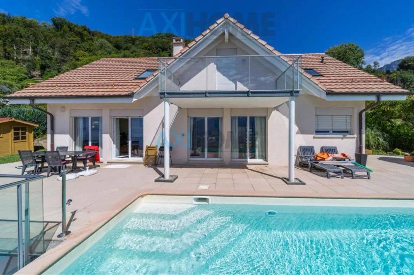 Magnifica vista sul lago per questa villa di 5,5 stanze - Foto 1 di 9