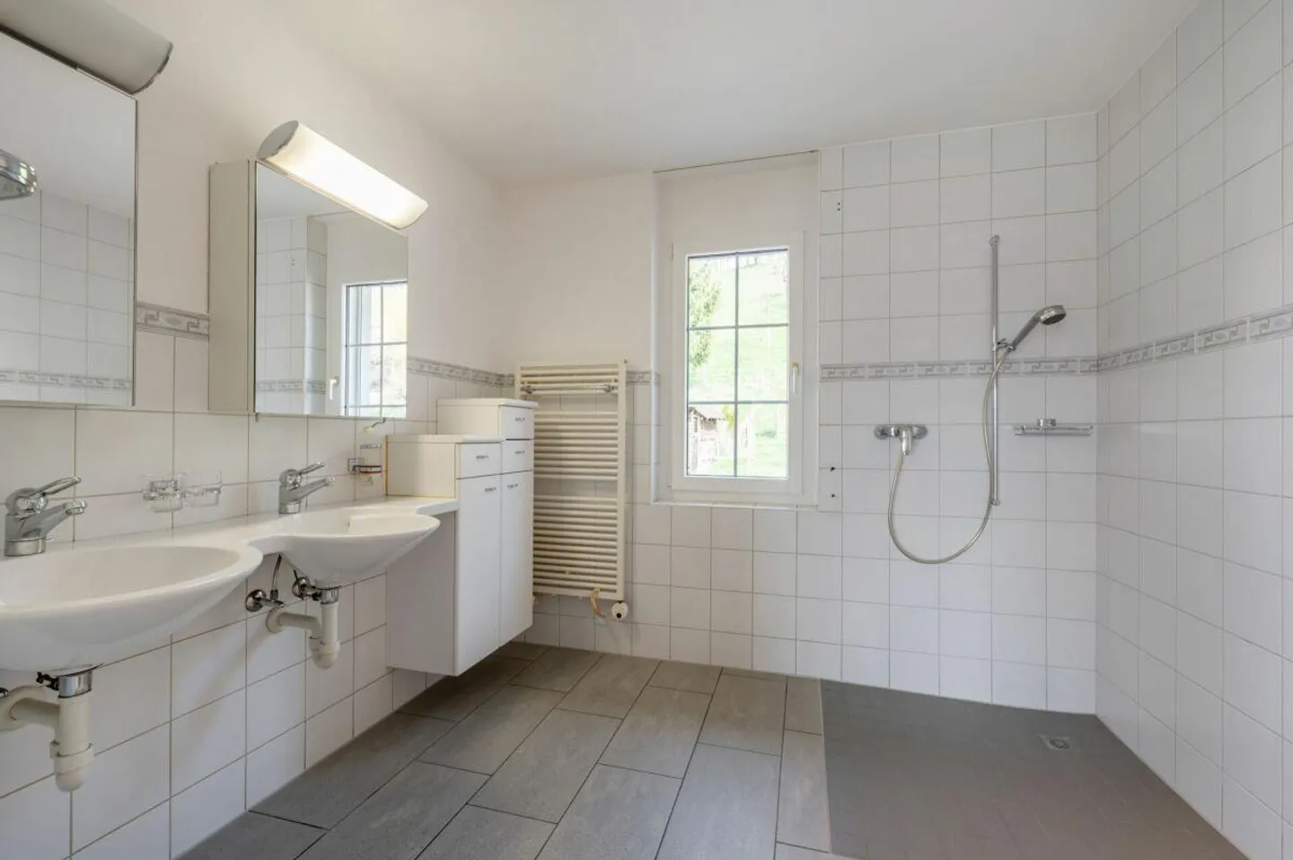 Detached 6.5-room house with integrated granny flat in a wonderful panoramic location! - Photo 9 of 23