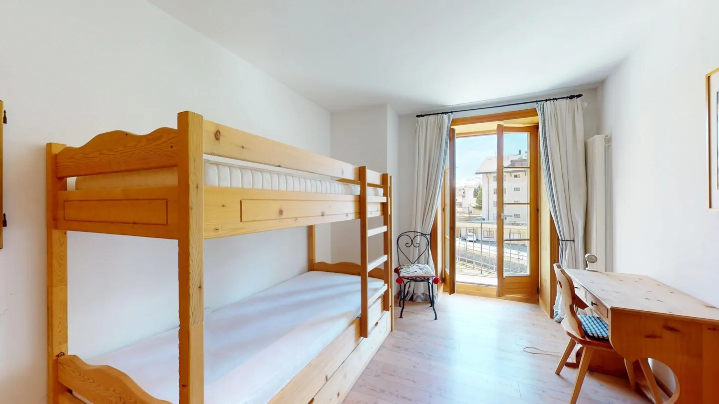 Charming Apartment in Silvaplana - Photo 18 of 46