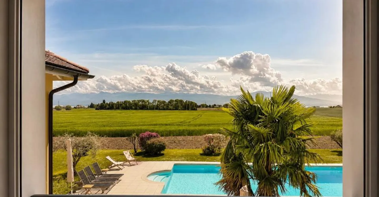Außergewöhnliche Villa - Blick auf den See & Mont-Blanc - Foto 4 von 9