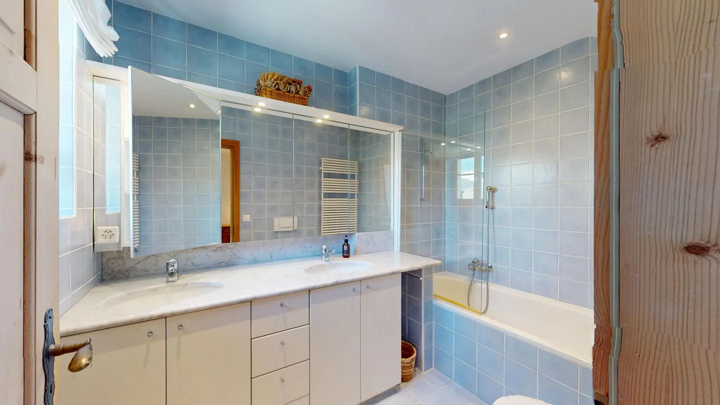 Charming Apartment in Silvaplana - Photo 28 of 46