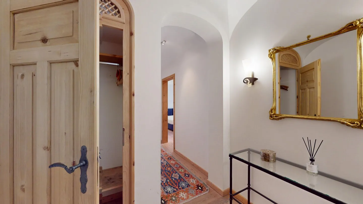 Charming Apartment in Silvaplana - Photo 33 of 46