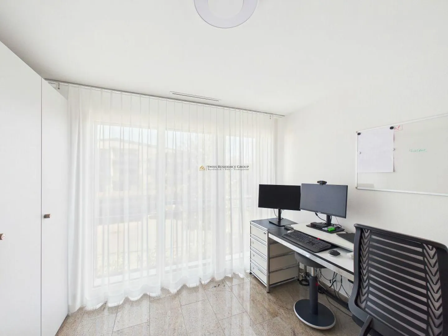 Light-flooded 4.5-room apartment with spacious sun balcony - Photo 8 of 17