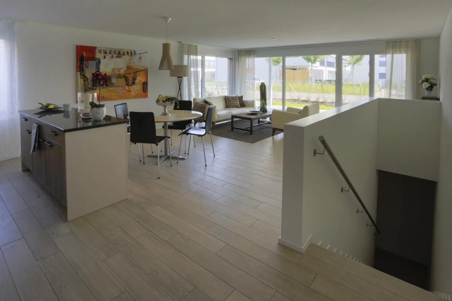 Charming apartment in a great location! - Photo 5 of 13