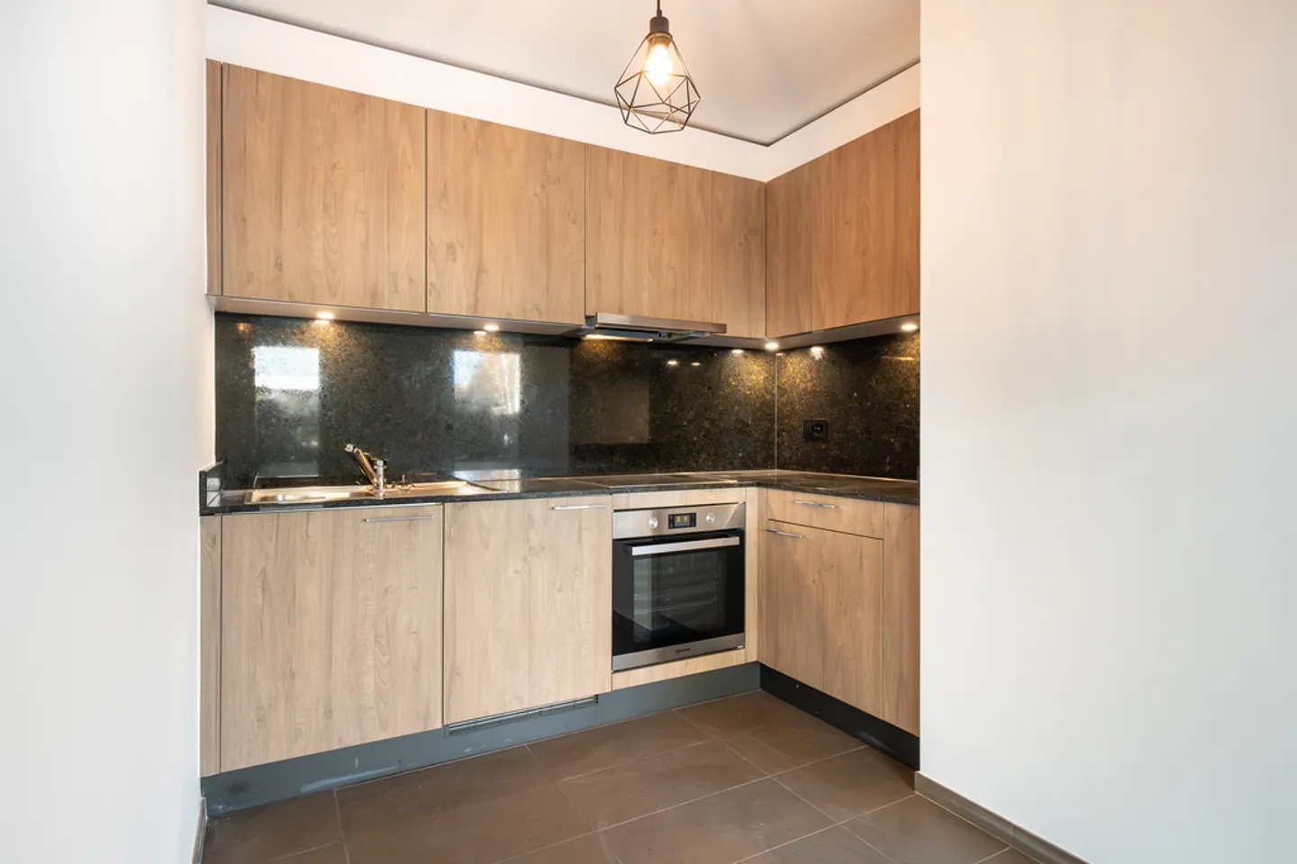 Appartement à louer - Photo 2 sur 7