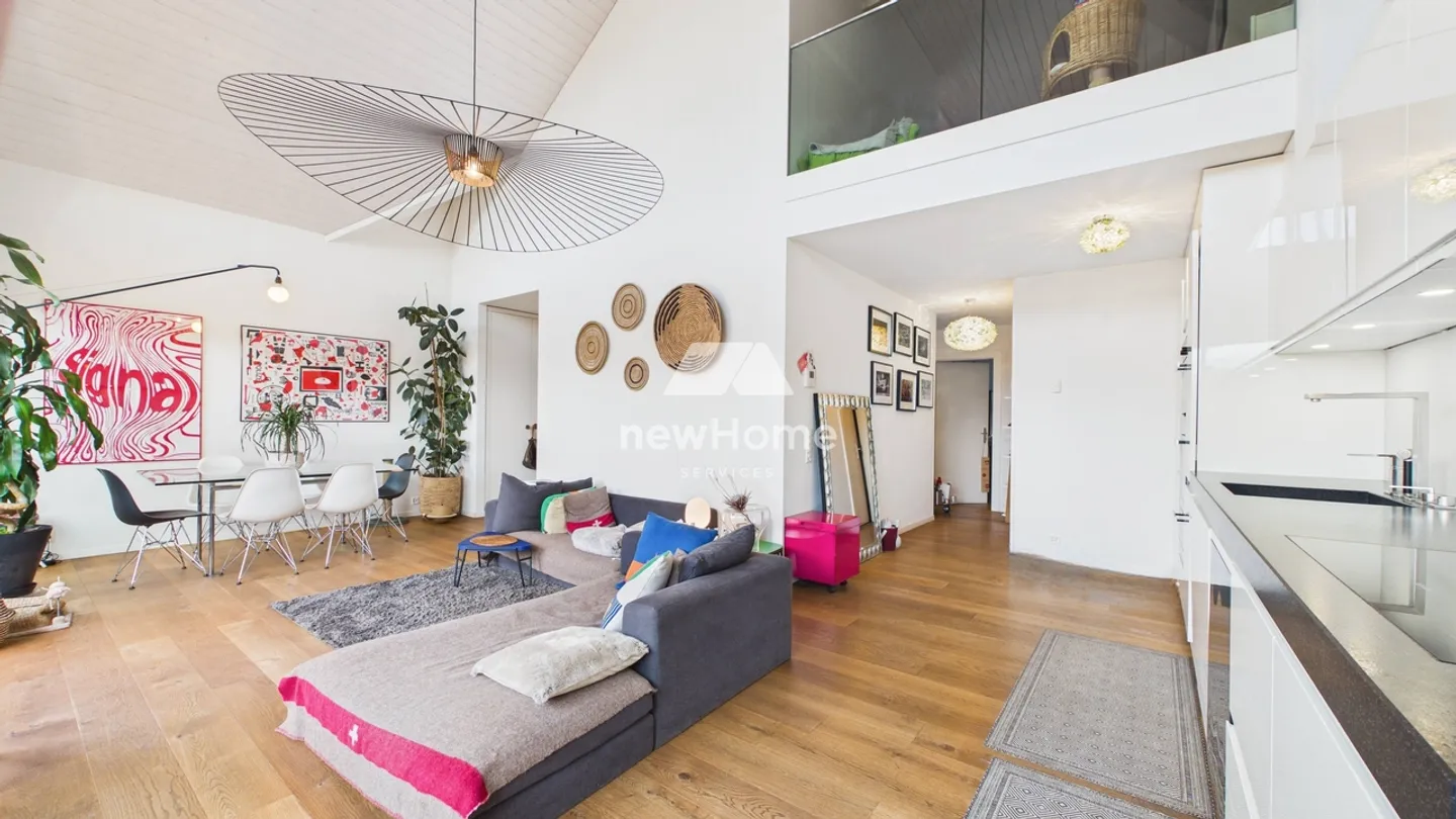 Rare penthouse with modern design and impressive volumes - Photo 2 of 7