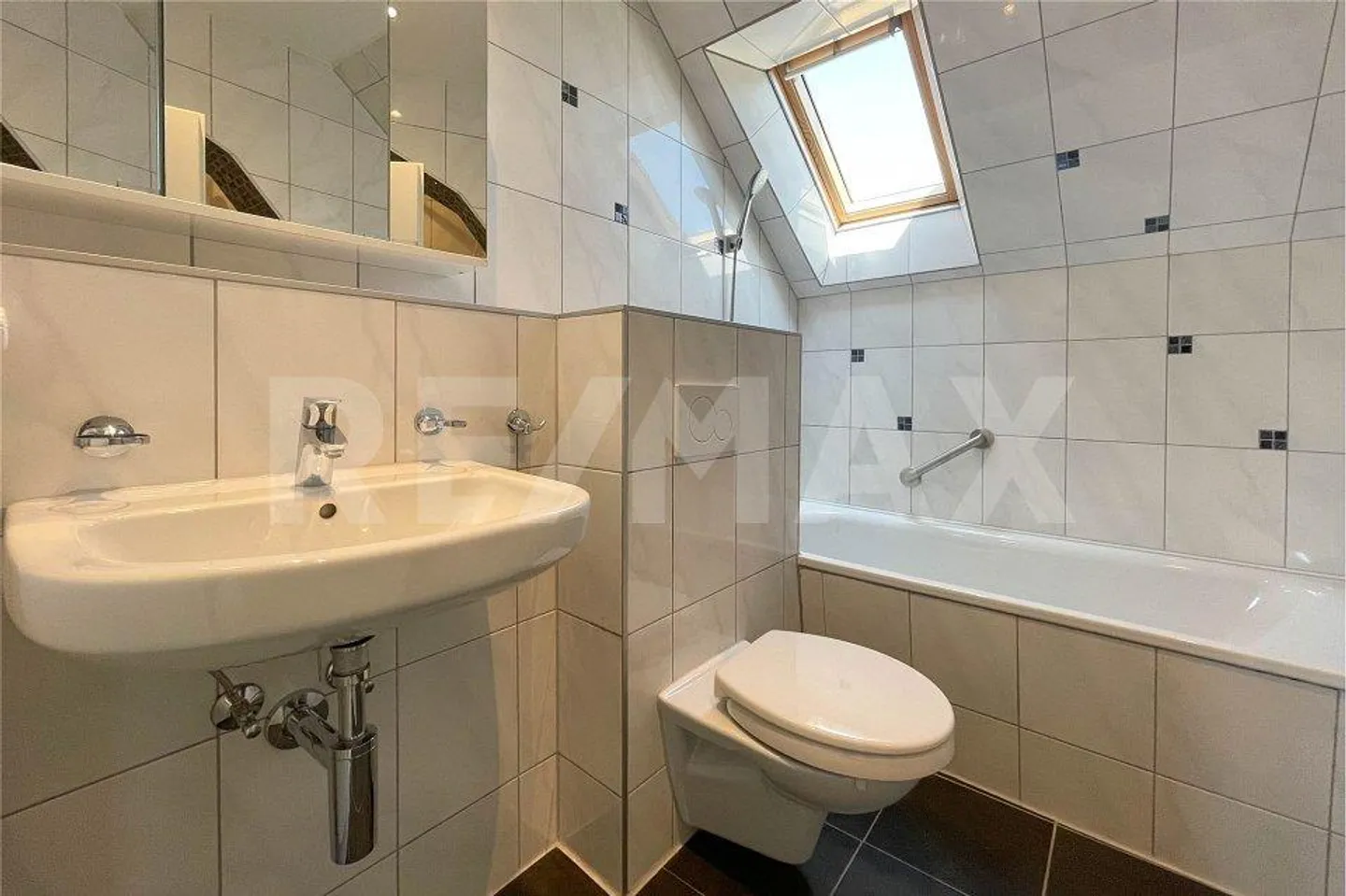 Appartamento 4 locali - Foto 3 di 6