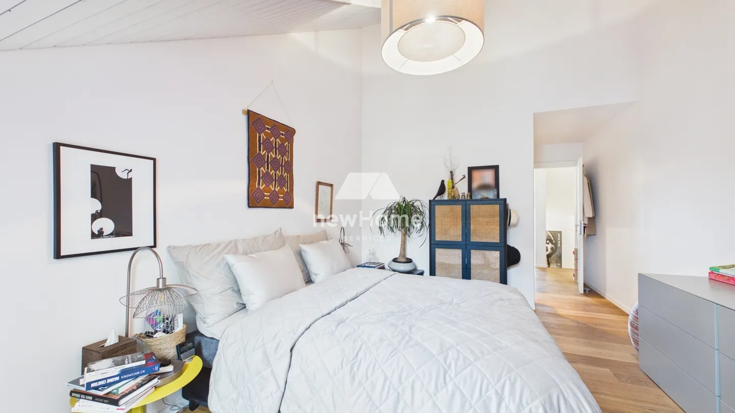 Rare penthouse with modern design and impressive volumes - Photo 5 of 7