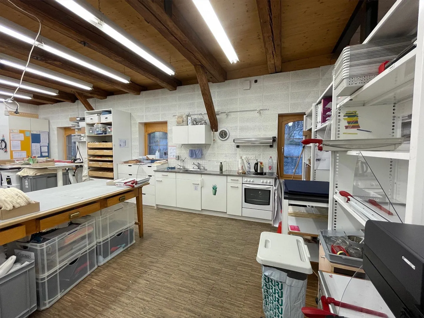 Bâtiment commercial dans la vieille ville - Photo 5 sur 16