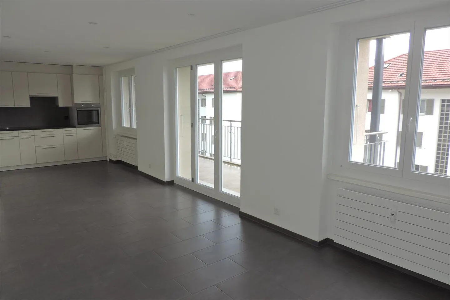 Appartement à louer - Photo 2 sur 8