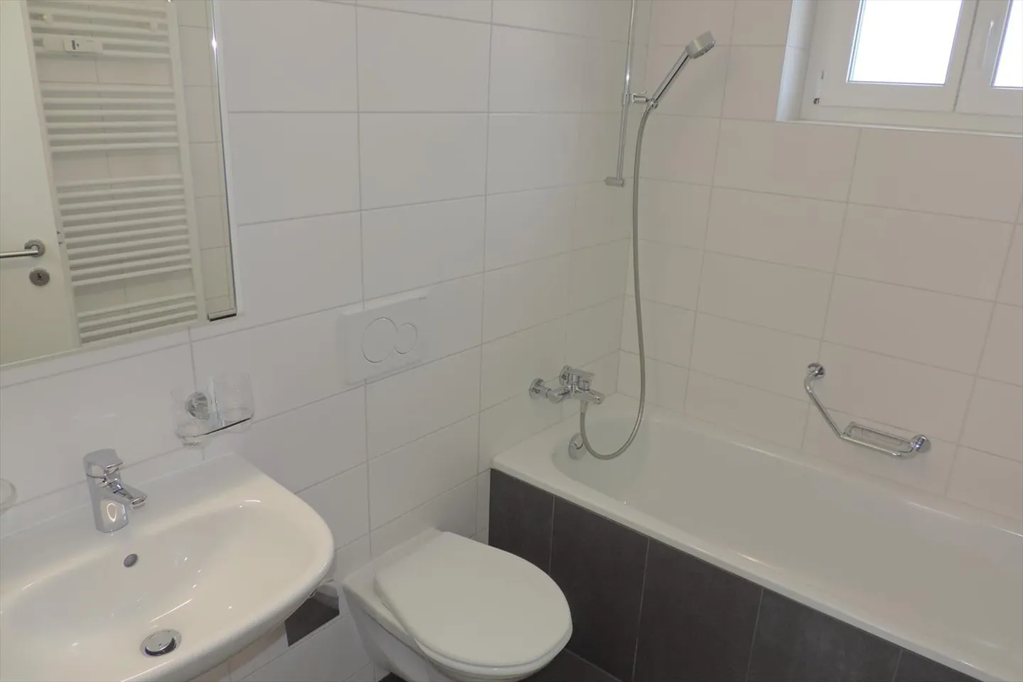 Appartement à louer - Photo 3 sur 8