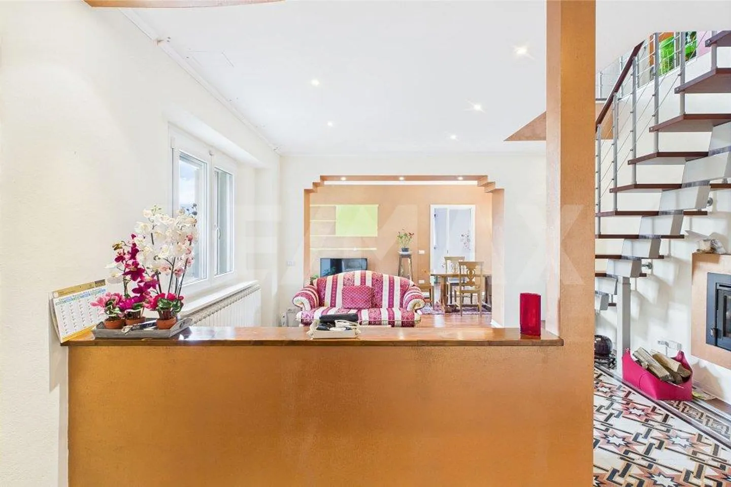 «9 Room single house» - Photo 5 sur 13