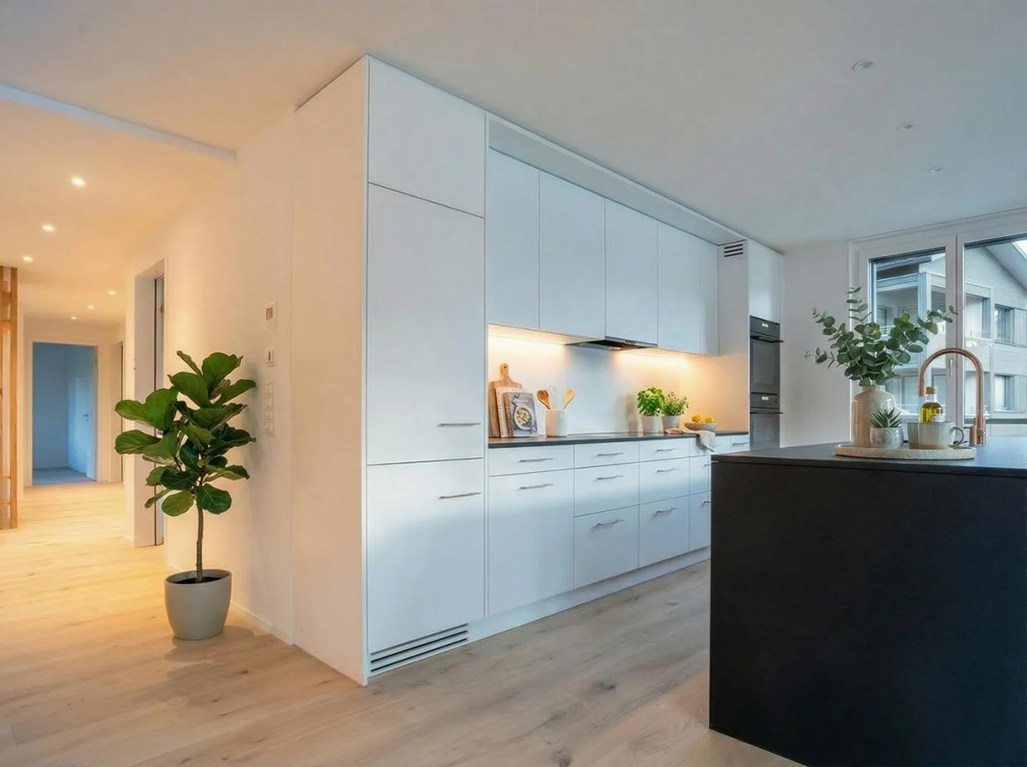 New Dreamlike 4.5-Room Apartment with Surroundings - Photo 3 of 9