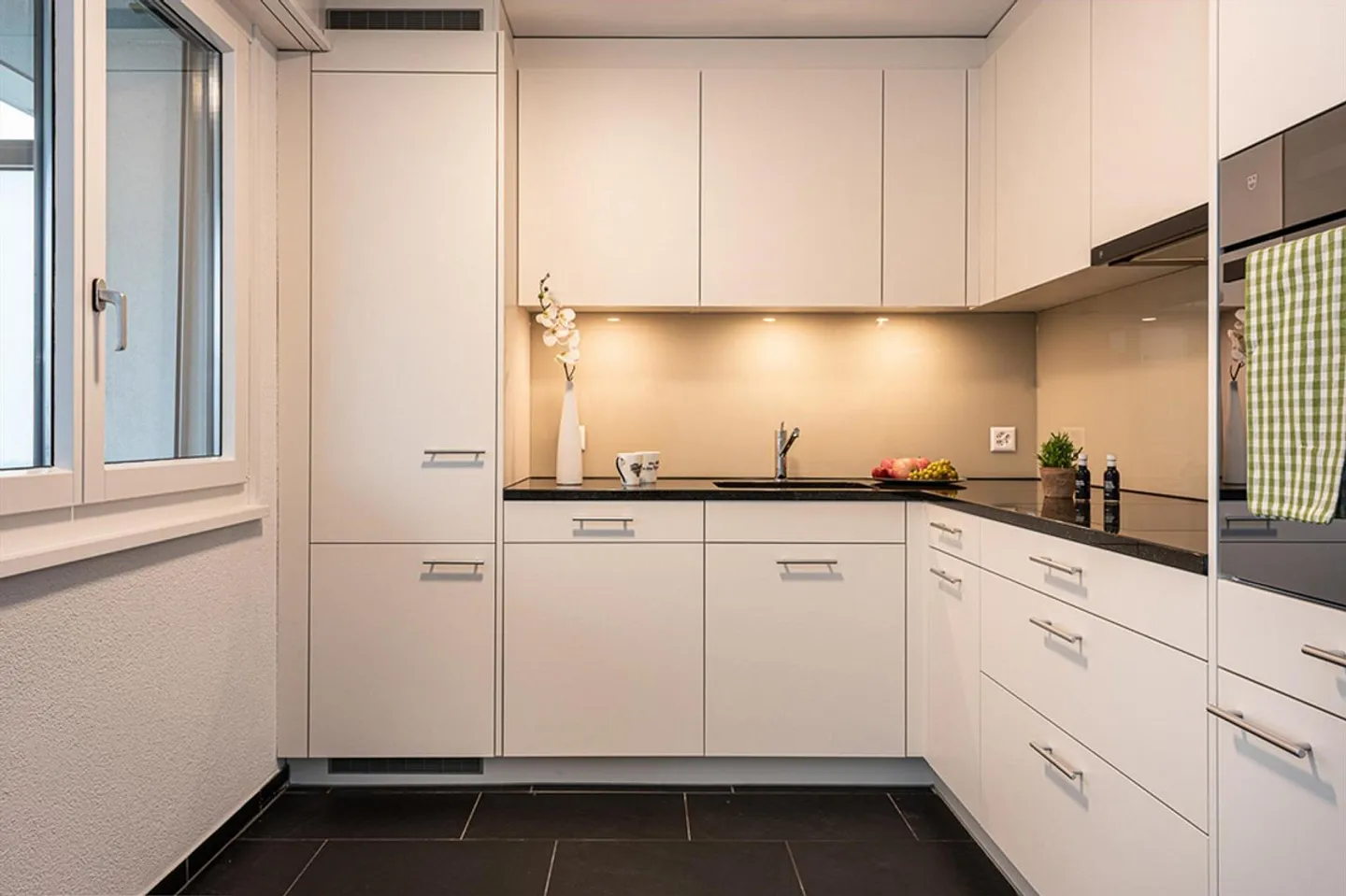 Looking for a new tenant from 01.06.2026 - Rent without deposit! - Photo 2 of 7