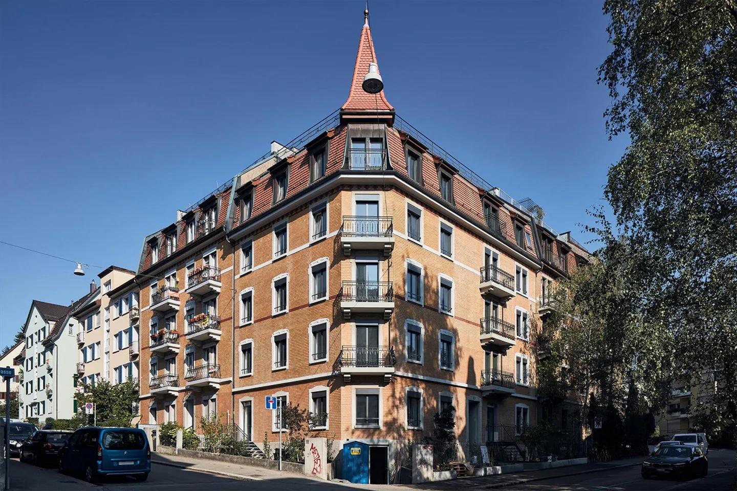 Great city apartment awaits you! - Photo 6 of 6