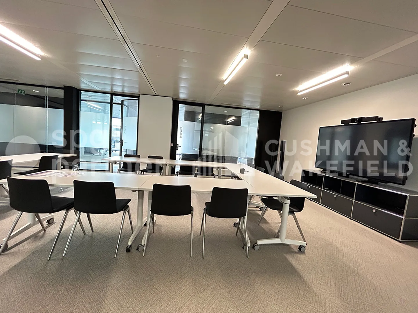 CRASSIER 3 Uffici Plug & Play in un edificio rappresentativo a Terre Bonne Nyon - Foto 10 di 13