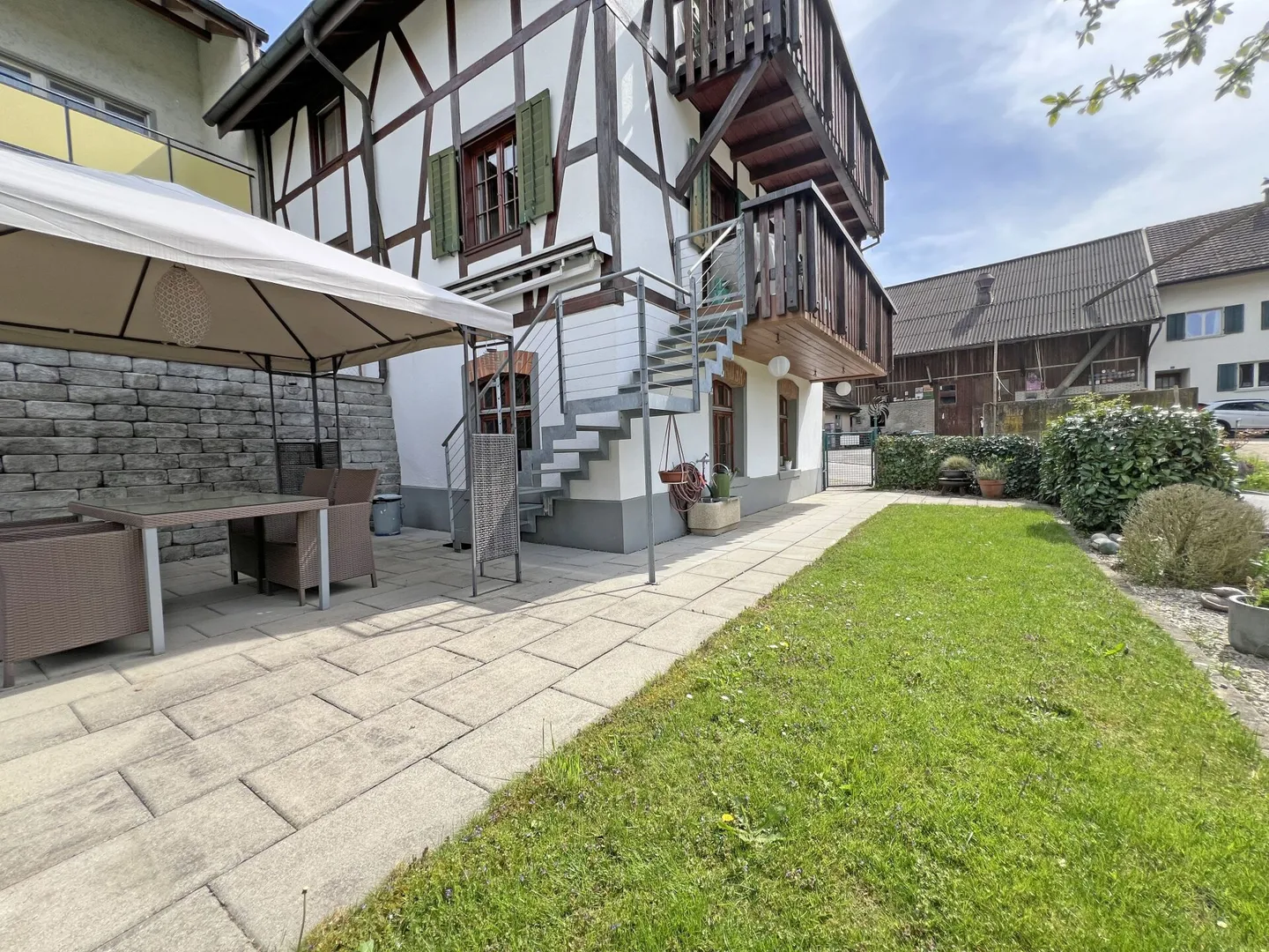 La tradition rencontre l'avenir - Votre immeuble multifamilial avec potentiel - Photo 12 sur 19