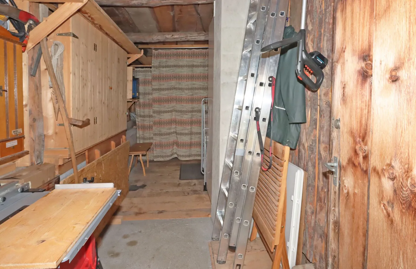 Detached holiday home in a quiet and sunny location in Elm, municipality of Glarus Süd - Photo 12 of 13