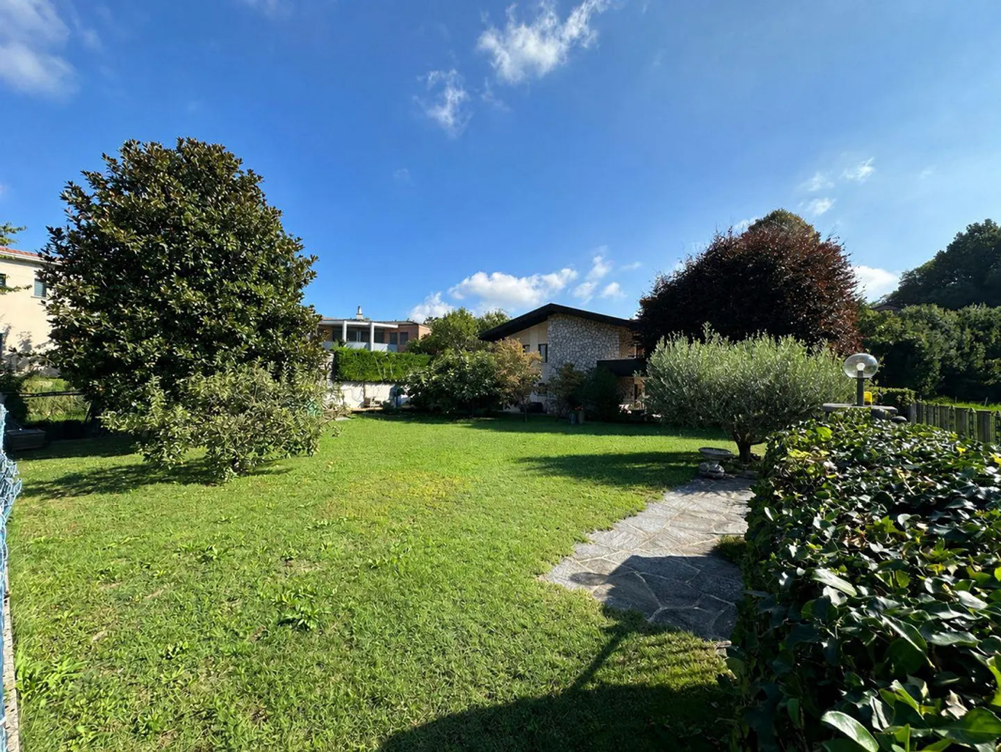 Maison unifamiliale accueillante et caractéristique avec grand jardin ... - Photo 3 sur 22