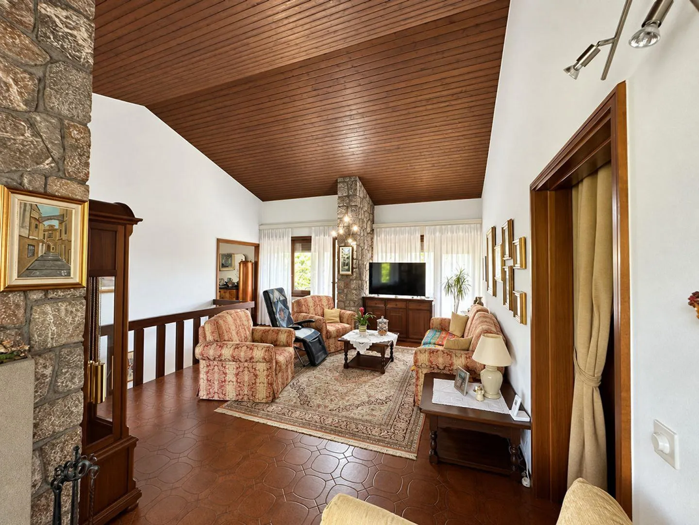 Maison unifamiliale accueillante et caractéristique avec grand jardin ... - Photo 5 sur 22