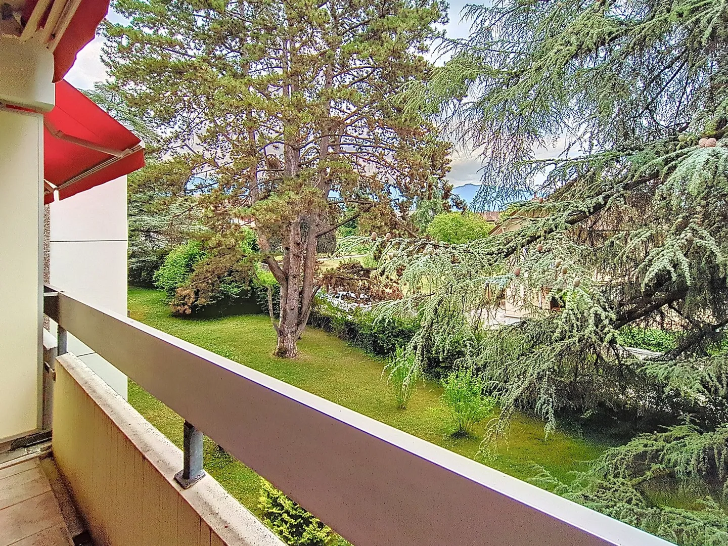 EXKLUSIV! Charmantes Studio mit freier Aussicht auf die Grünflächen - Foto 6 von 10