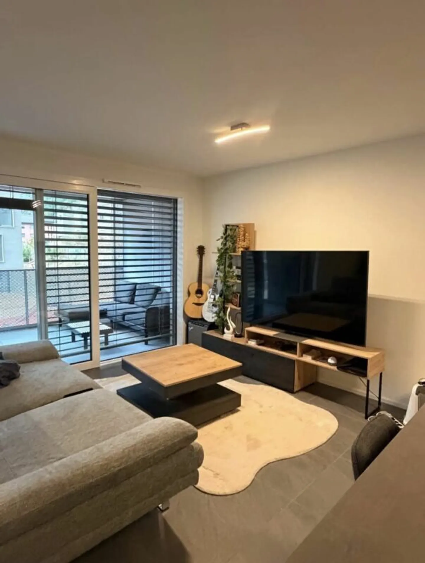 Apartment for rent - Photo 2 of 9