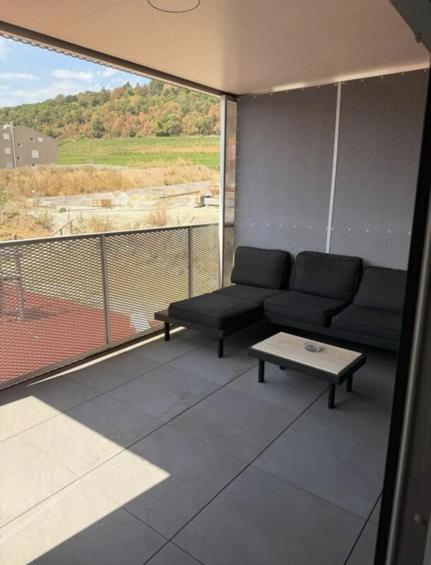 Apartment for rent - Photo 8 of 9