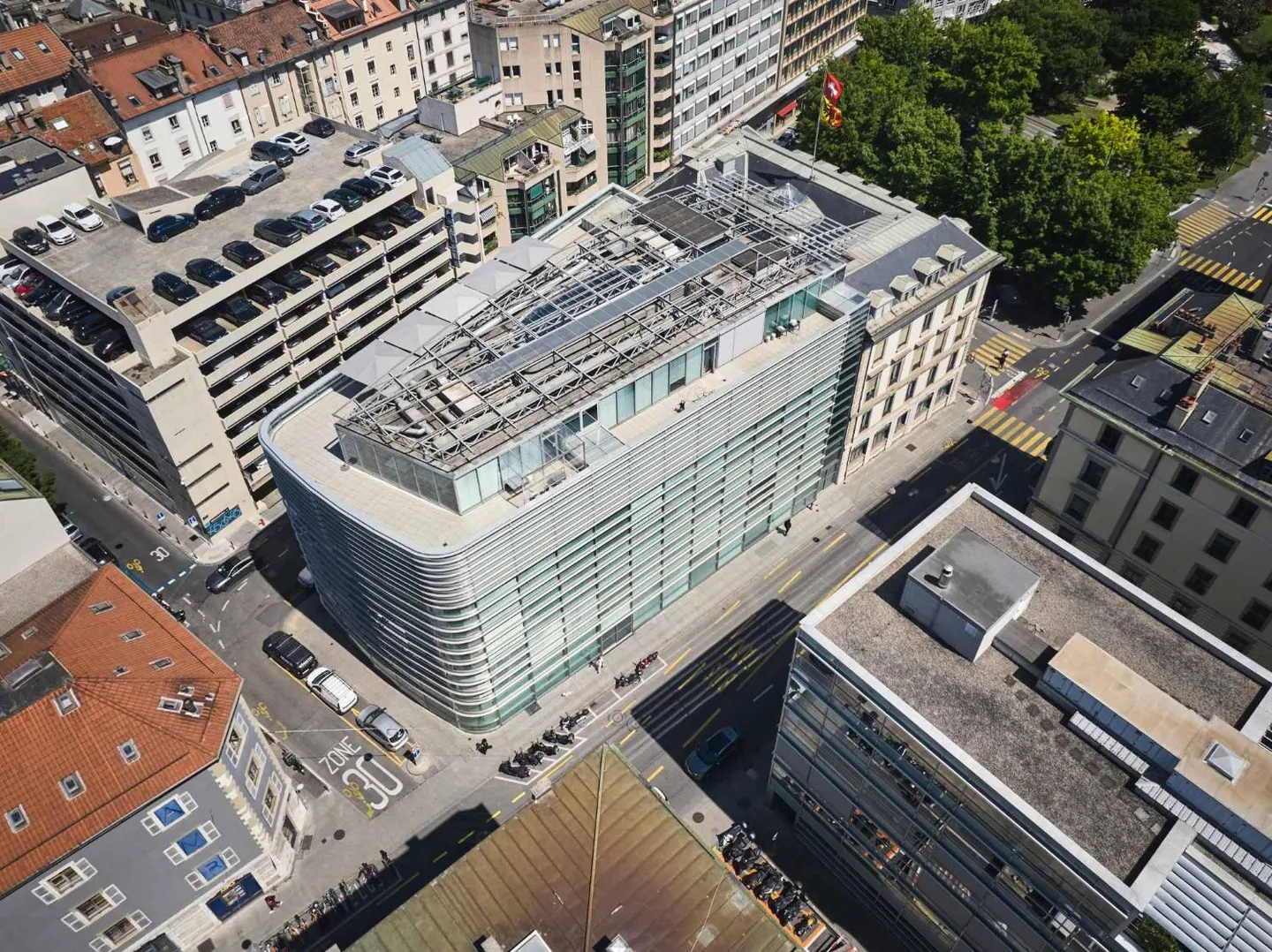 AlpesOne - Premiumbüros im Zentrum von Genf ab 762 m2 teilbar - Foto 2 von 10