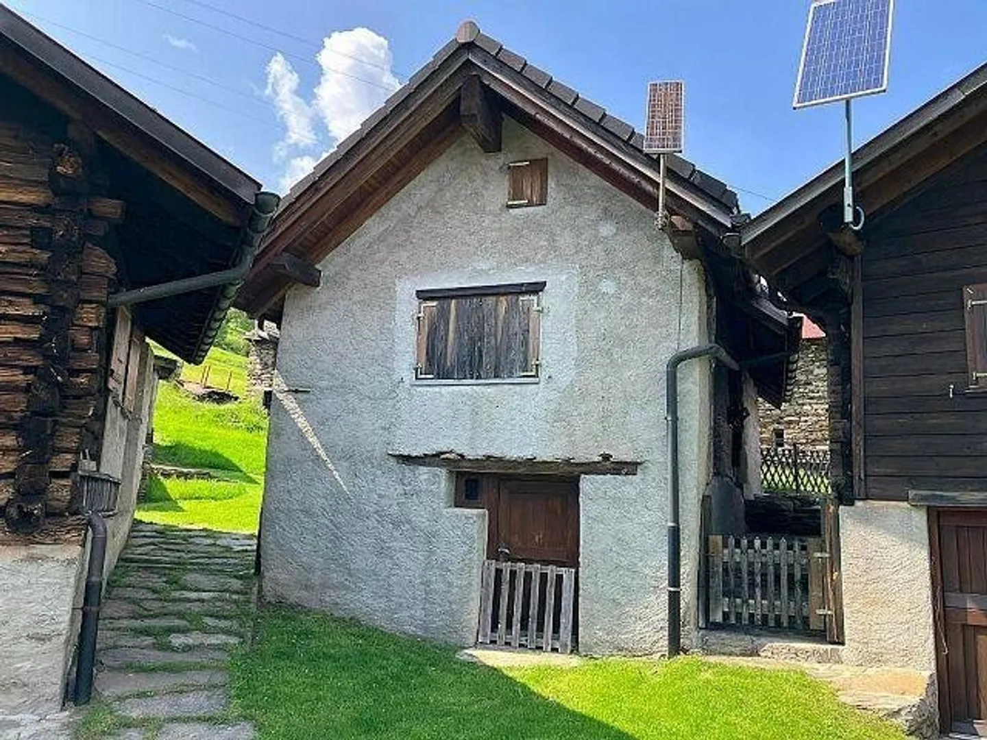 Sonniges Berghaus - Foto 1 von 13