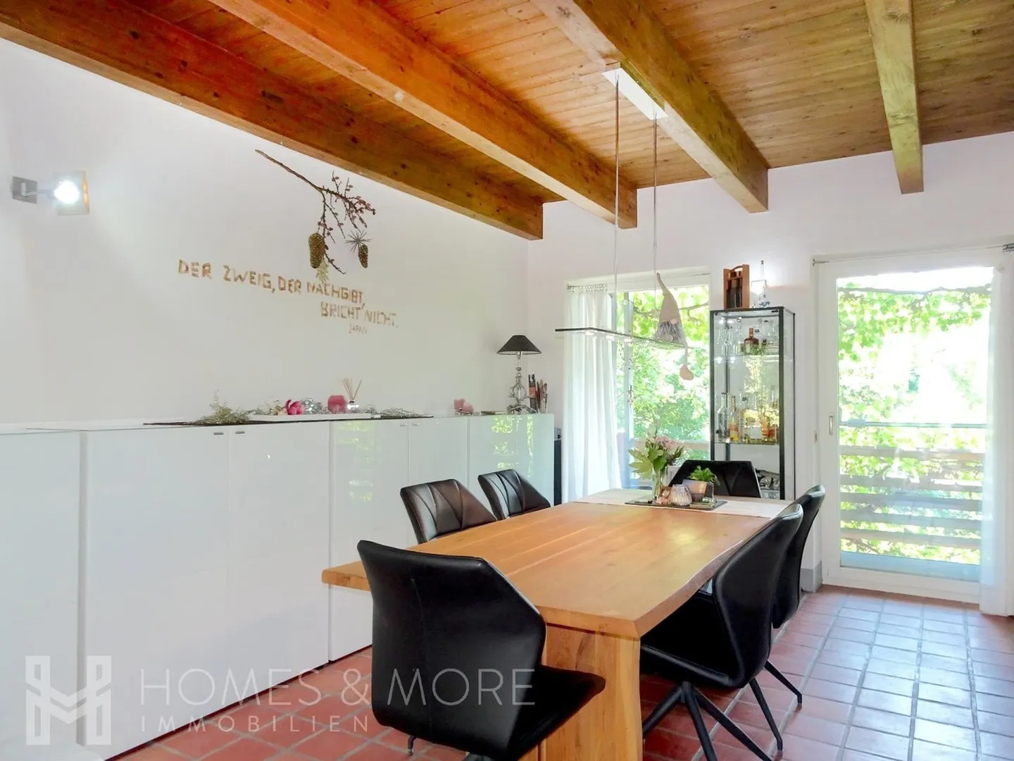 HOCH ÜBER DEM DORF AN RUHIGER LAGE - Foto 6 von 10