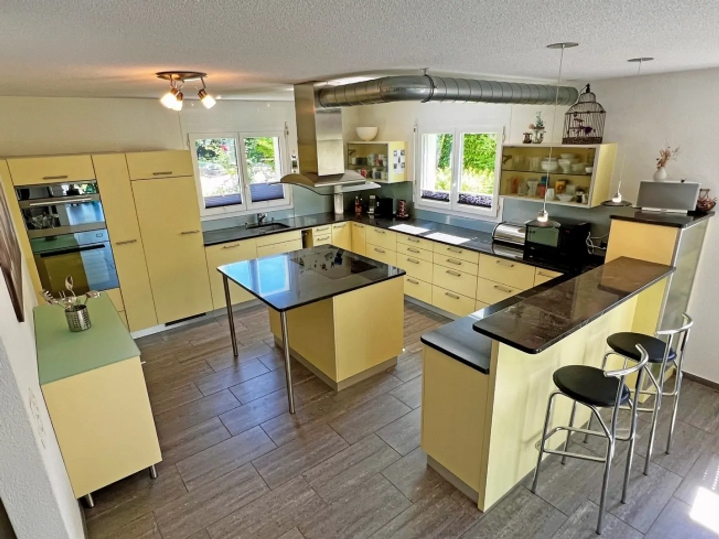 «4½ ZIMMER-HAUS IN BURGDORF (BE), MÖBLIERT, TEMPORÄR» - Foto 2 von 10