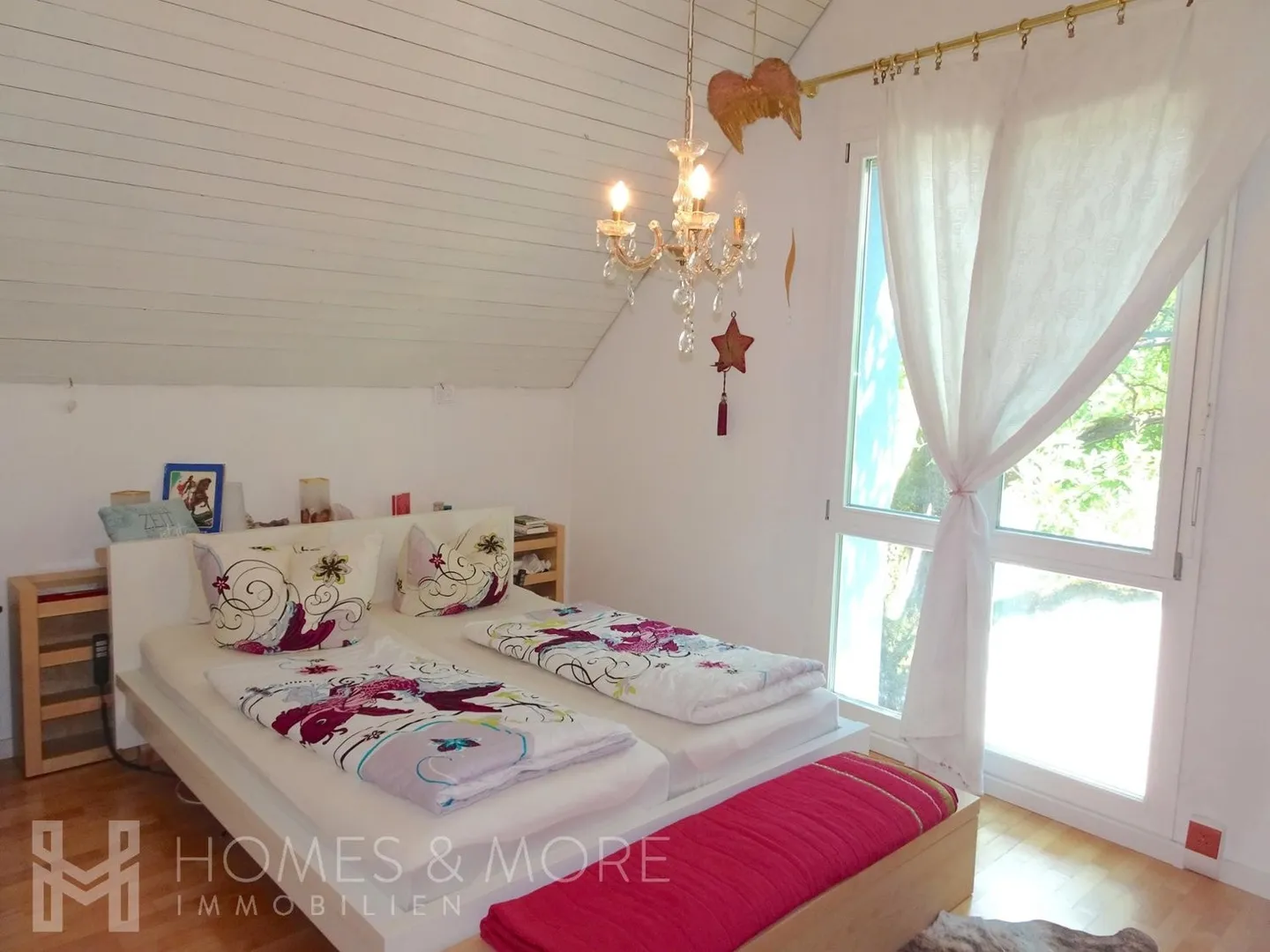 HOCH ÜBER DEM DORF AN RUHIGER LAGE - Foto 7 von 10