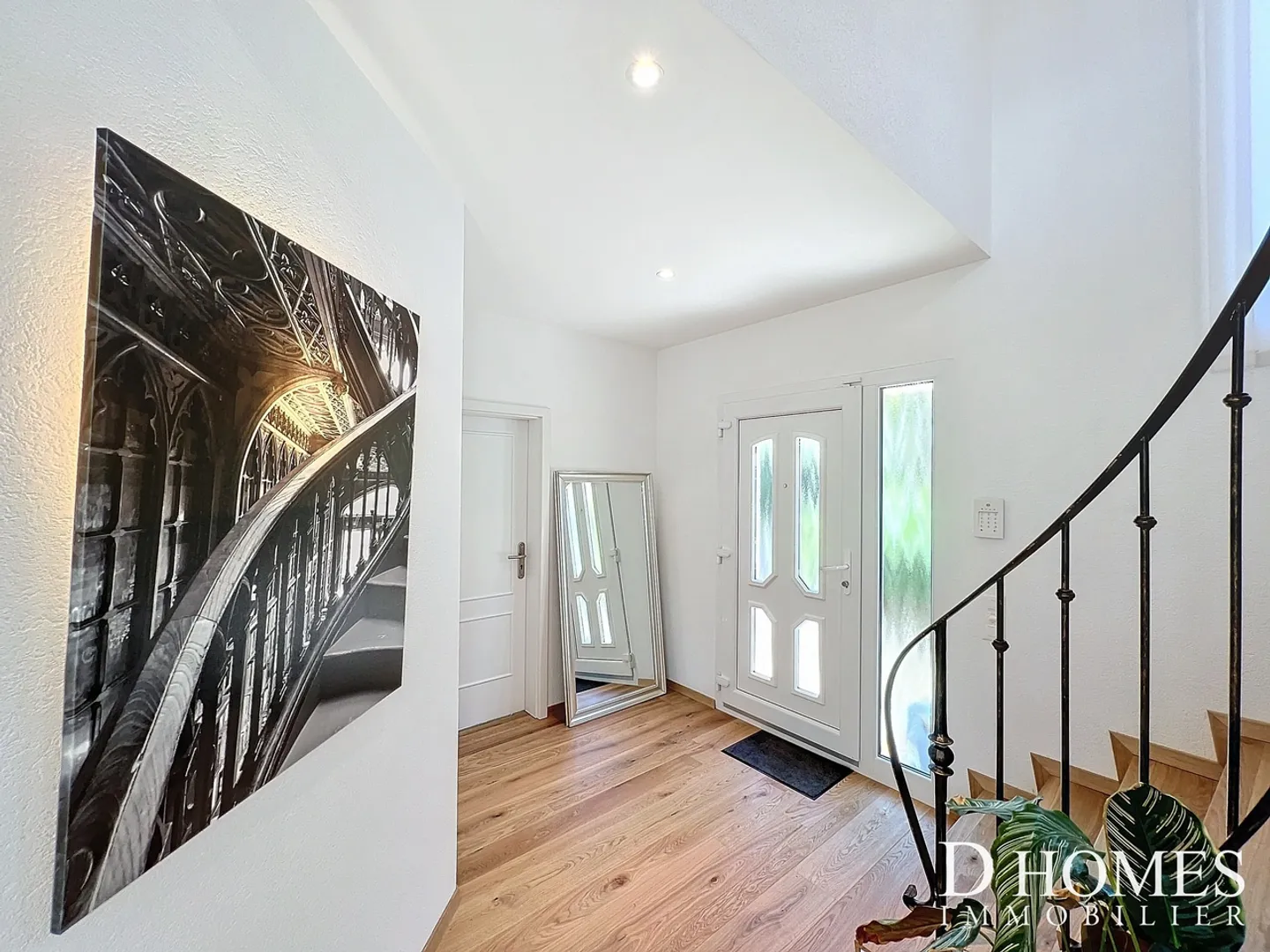 EXCLUSIVE I Magnificent villa with stunning lake view - Photo 4 of 22