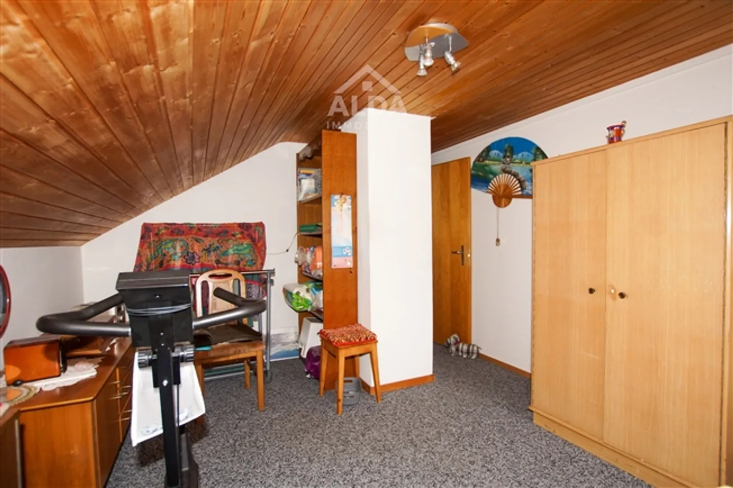 «Einfamilienhaus mit grossem Grundstück an idyllischer Lage» - Foto 7 von 13