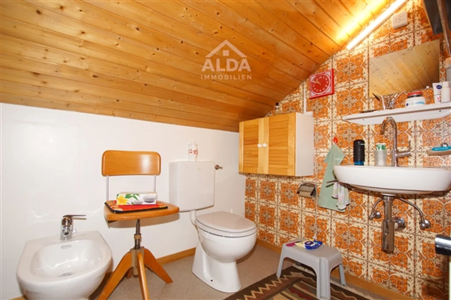 «Einfamilienhaus mit grossem Grundstück an idyllischer Lage» - Foto 9 von 13