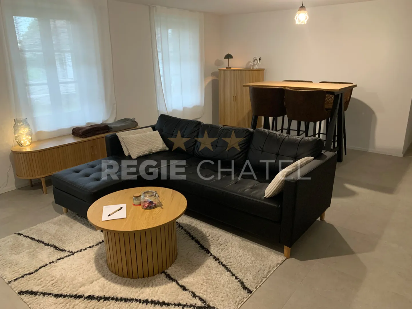 Two-and-a-half-room apartment on the ground floor - Photo 2 of 6