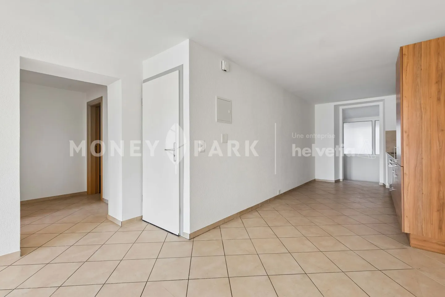 Apartment with 3.5 rooms in the city center - Photo 4 of 13