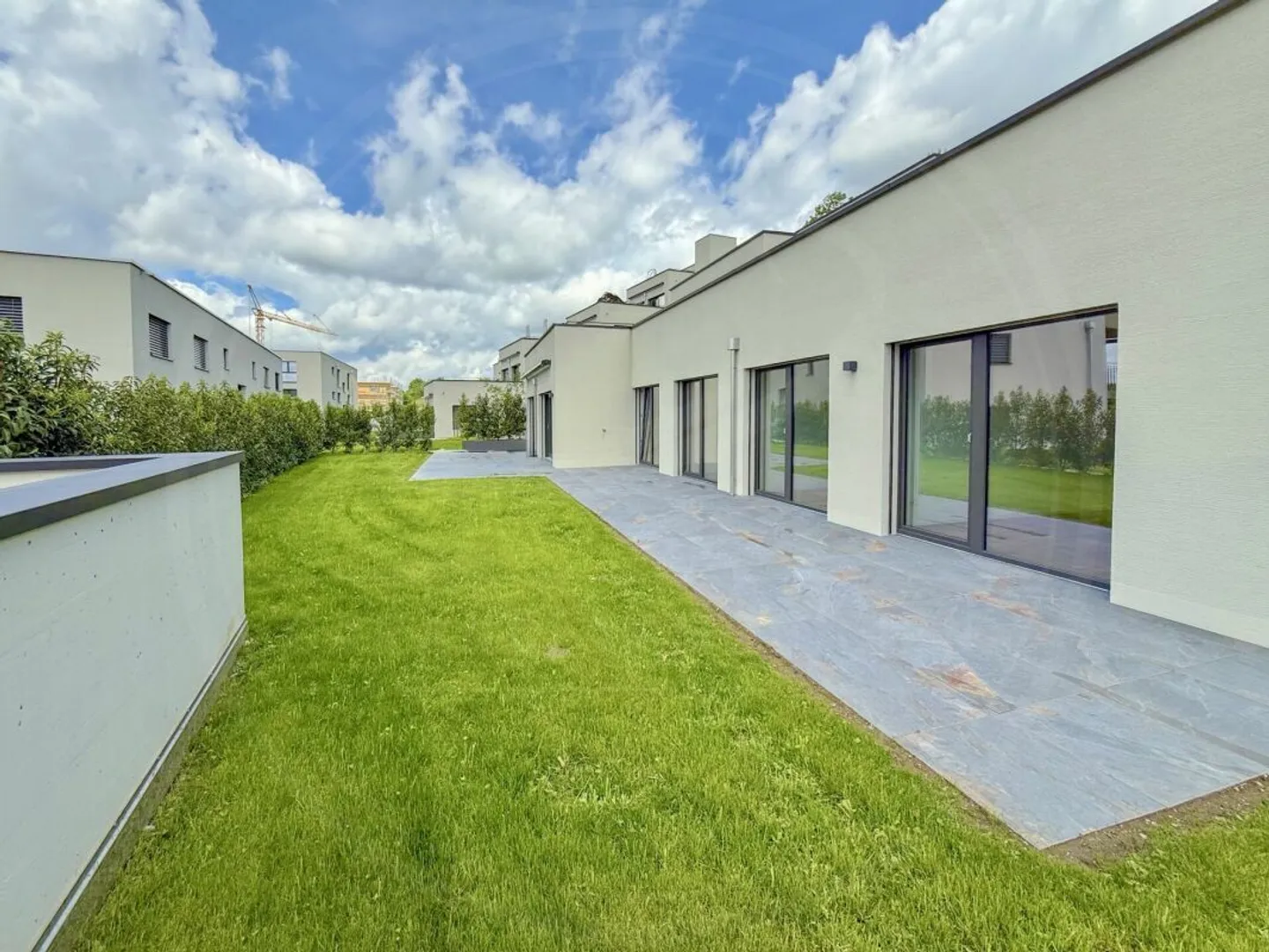 OFFERTA SPECIALE - Abitazione esclusiva a Seengen, favorevole dal punto di vista fiscale - Appartamento al piano terra con terrazza di 4½ locali - Foto 1 di 10
