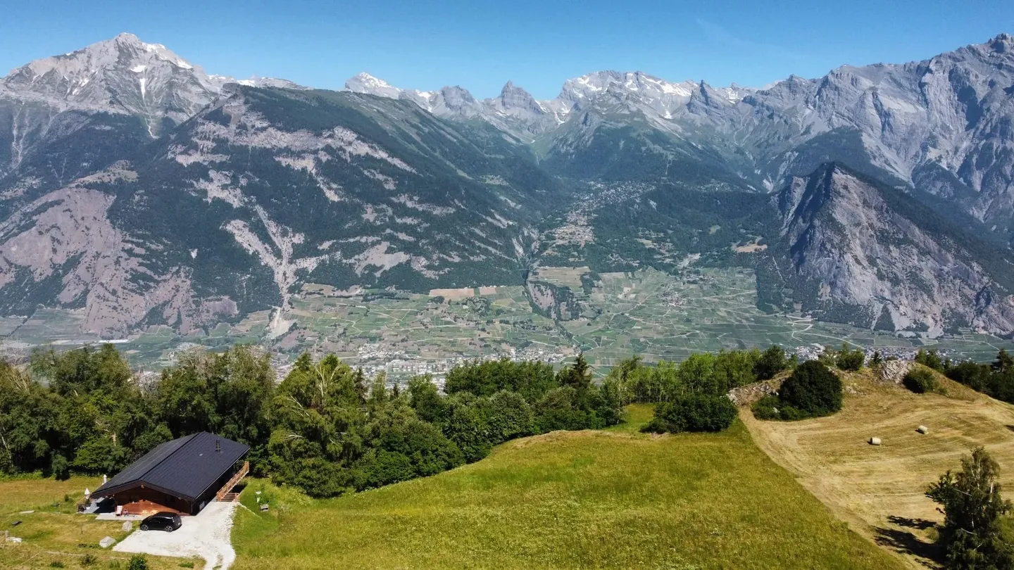 Exclusive Chalet with Alpine Views - Photo 5 of 6