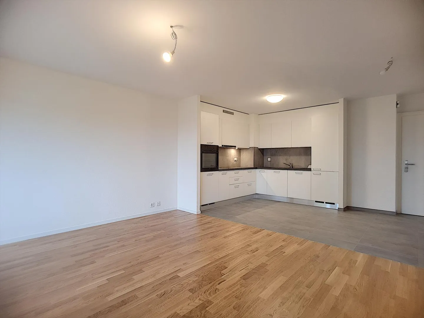 Appartamento 3.5 stanze - Foto 1 di 5