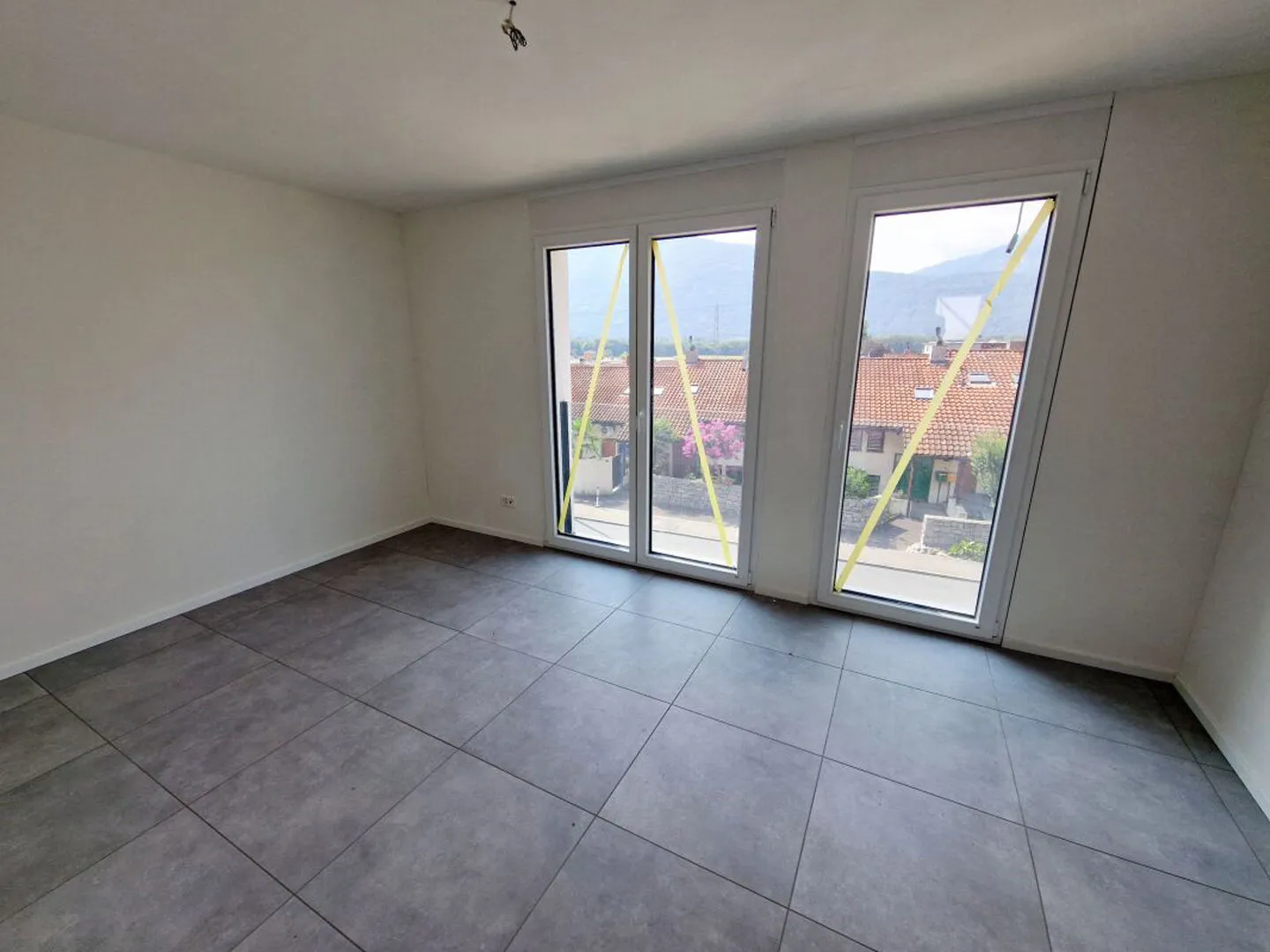 2 new modern 4 ½ and 5 ½ room houses with all comforts - Photo 6 of 7