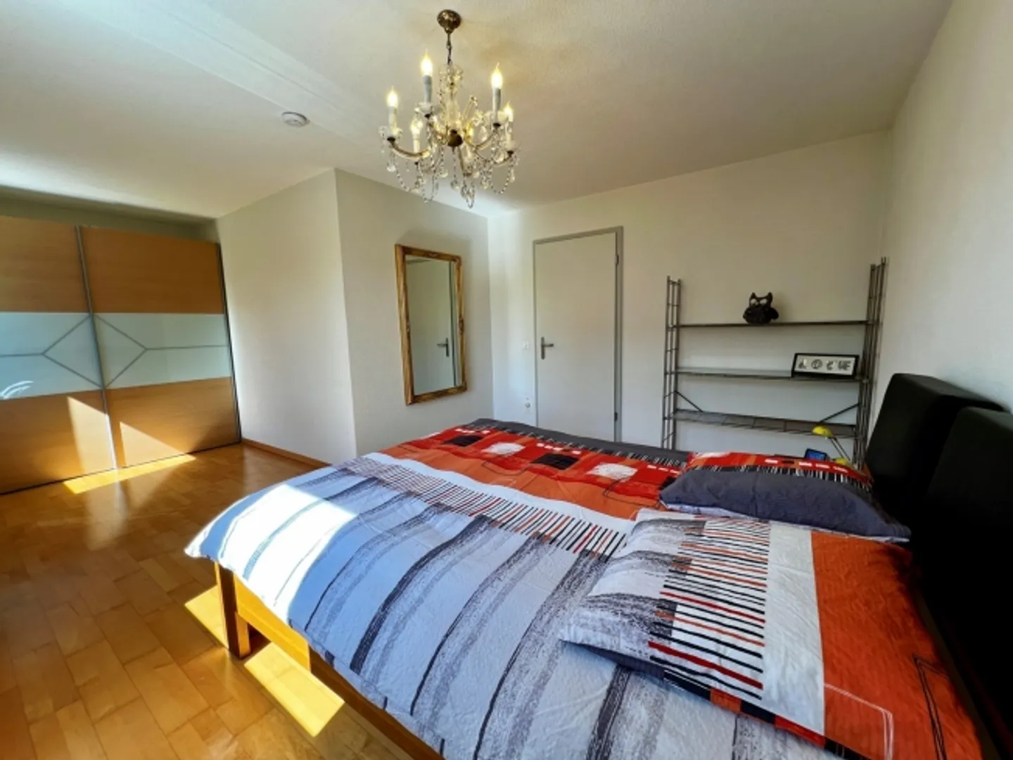 «4½ ZIMMER-HAUS IN BURGDORF (BE), MÖBLIERT, TEMPORÄR» - Foto 3 von 10