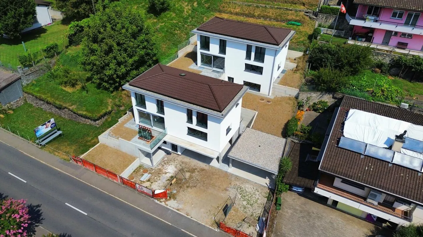 2 new modern 4 ½ and 5 ½ room houses with all comforts - Photo 1 of 7