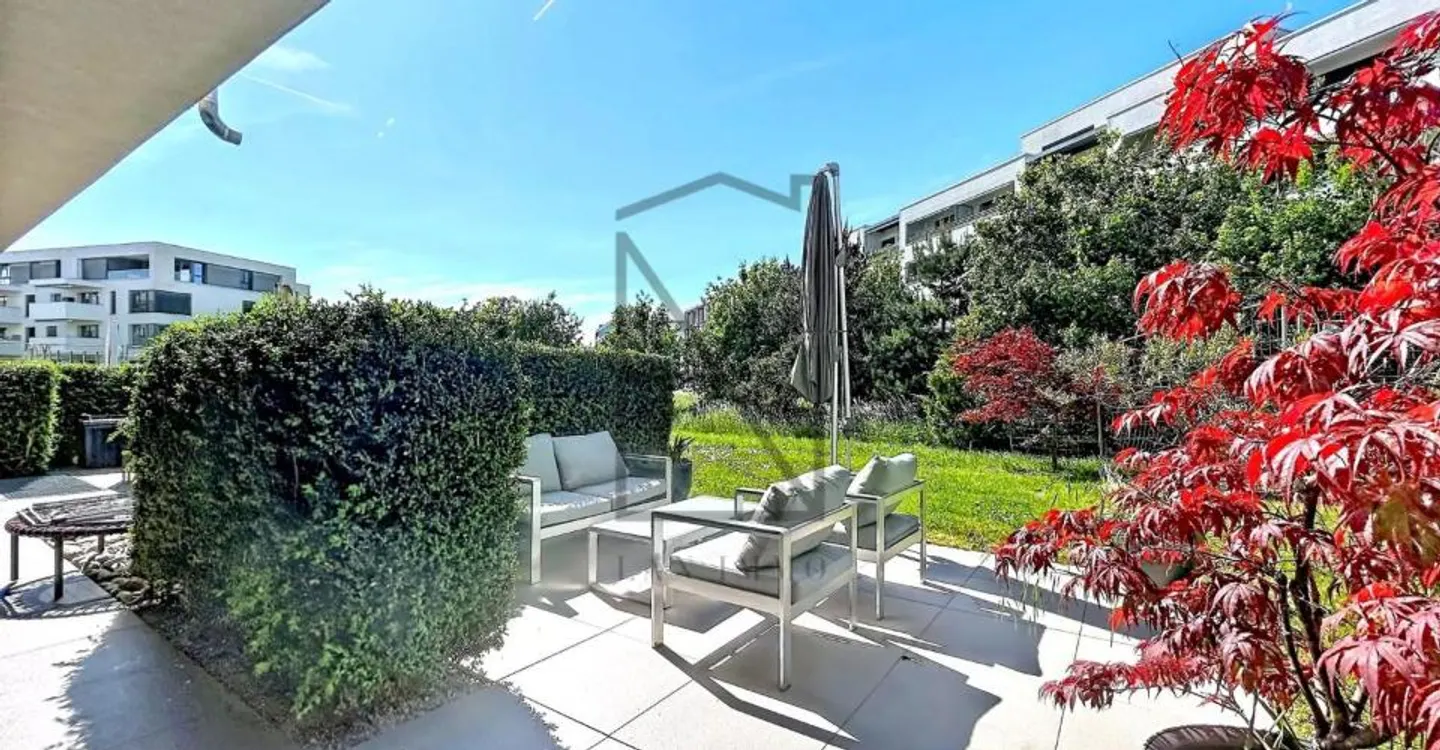 Triplex 5.5 rooms with independent space, close to the lake and EPFL - Photo 1 of 12