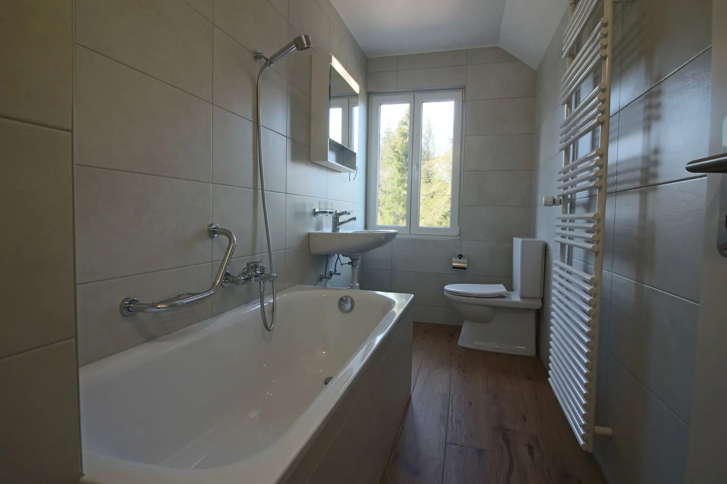 Charmant appartement 4,5 pièces - Photo 8 sur 11