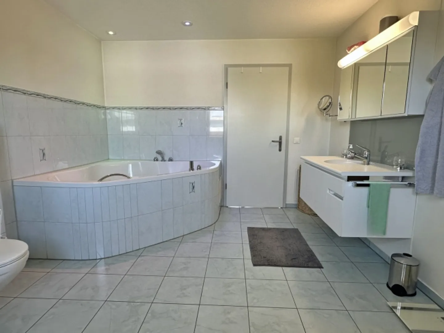 «4½ ZIMMER-HAUS IN BURGDORF (BE), MÖBLIERT, TEMPORÄR» - Foto 7 von 10