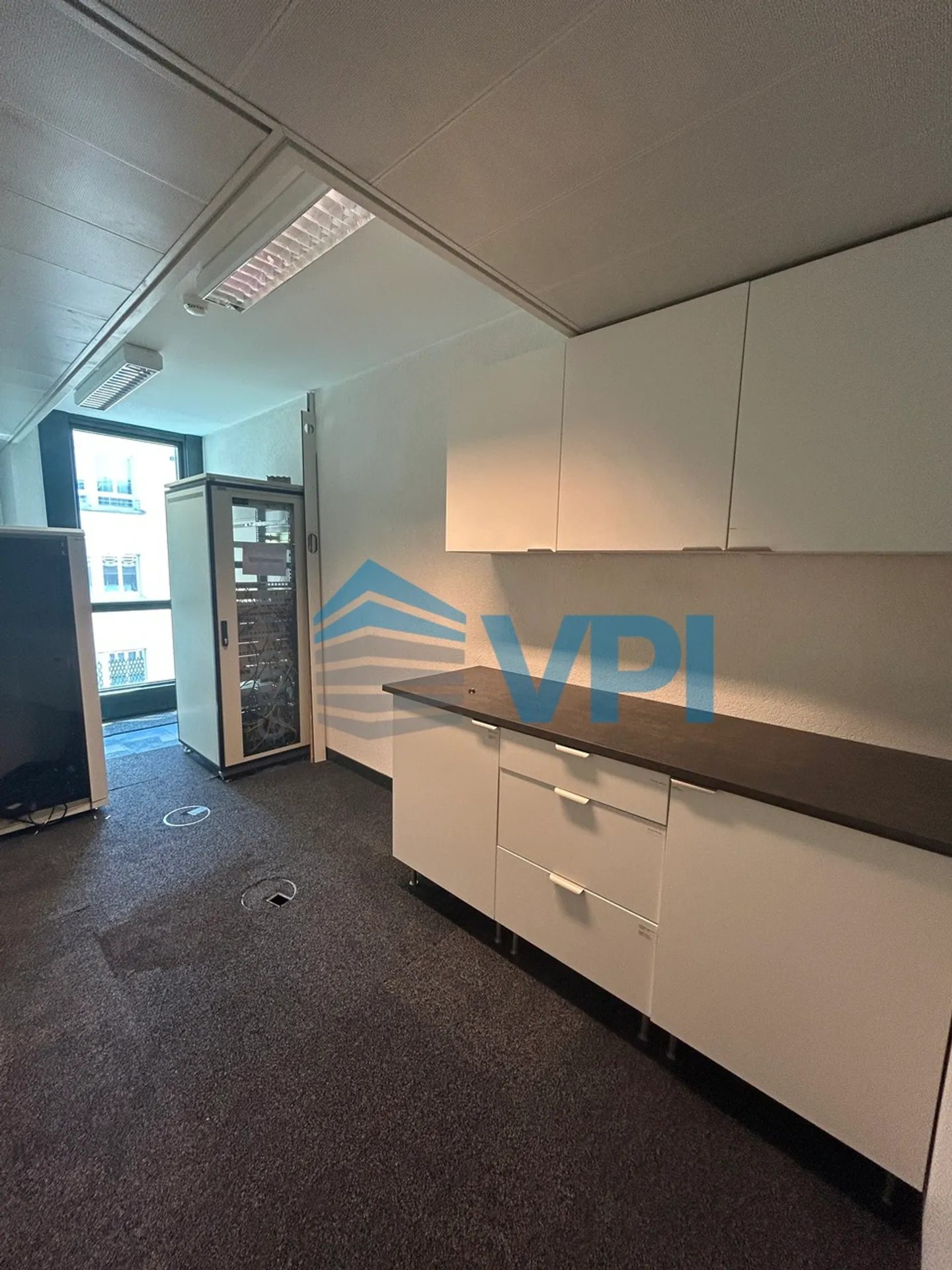 Spazio ufficio in affitto - Foto 7 di 8