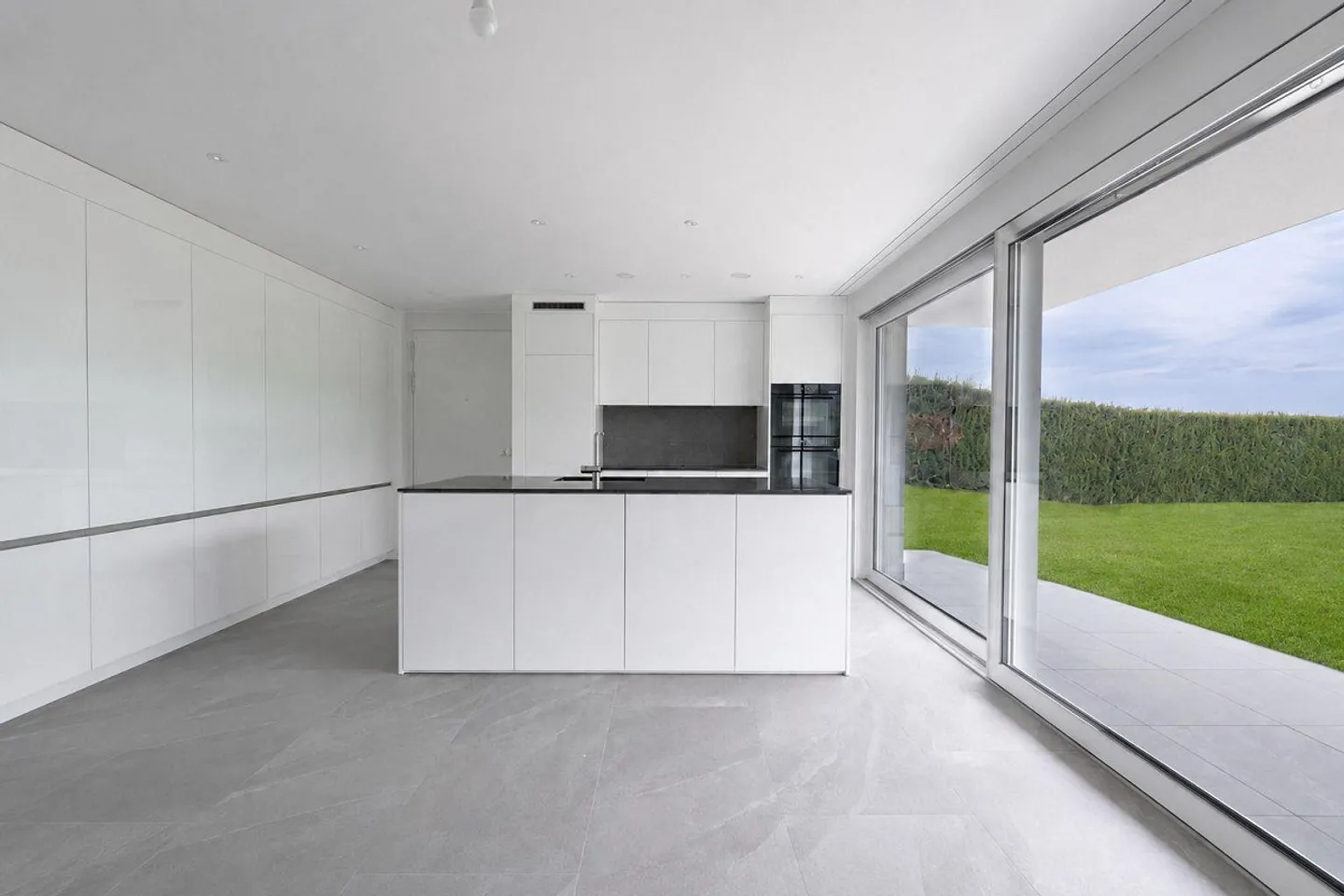 Luxuriöse Erdgeschosswohnung - Foto 1 von 10