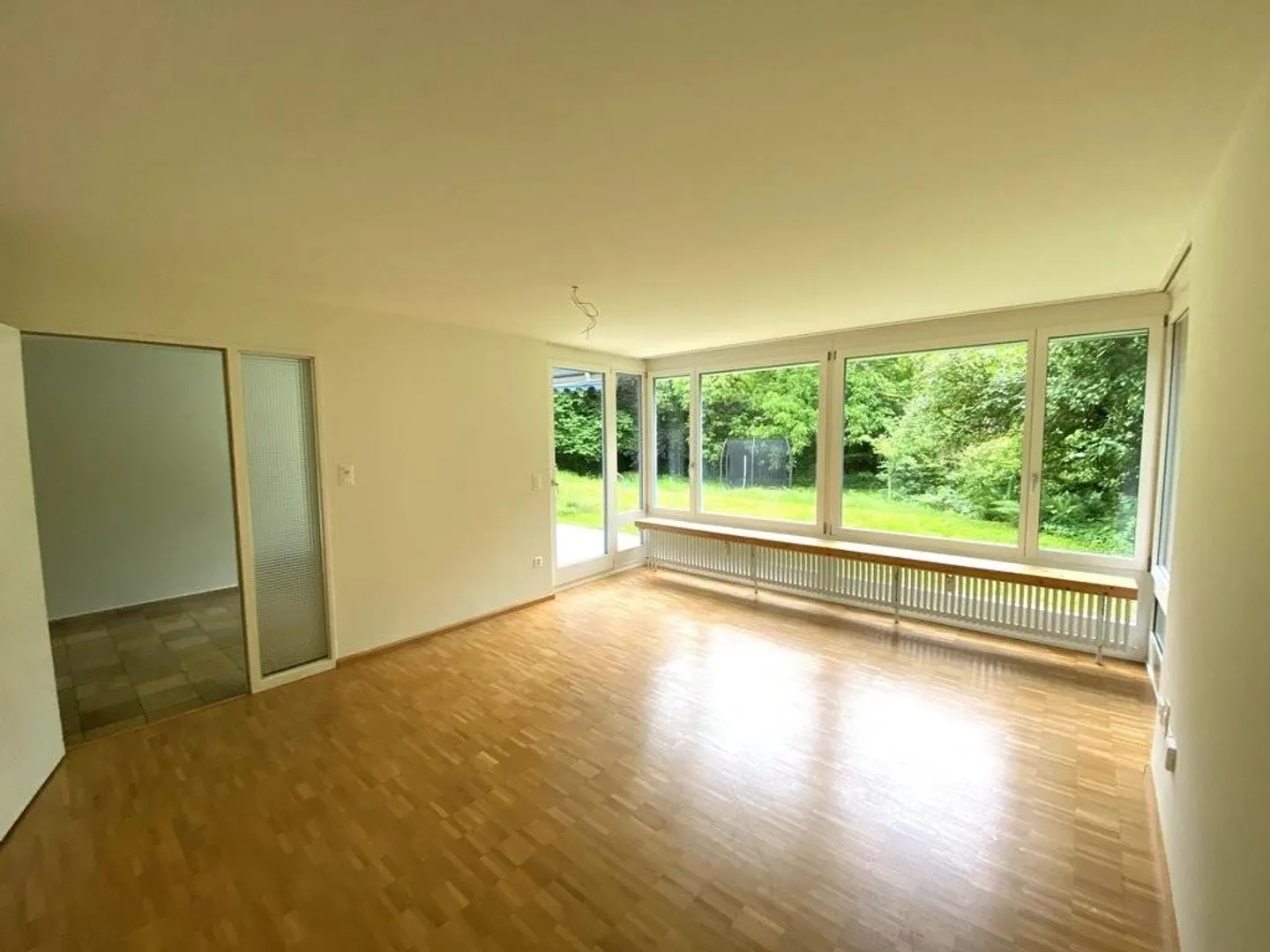 Dreamlike 4.5-room apartment with garden paradise in Riehen! - Photo 8 of 11